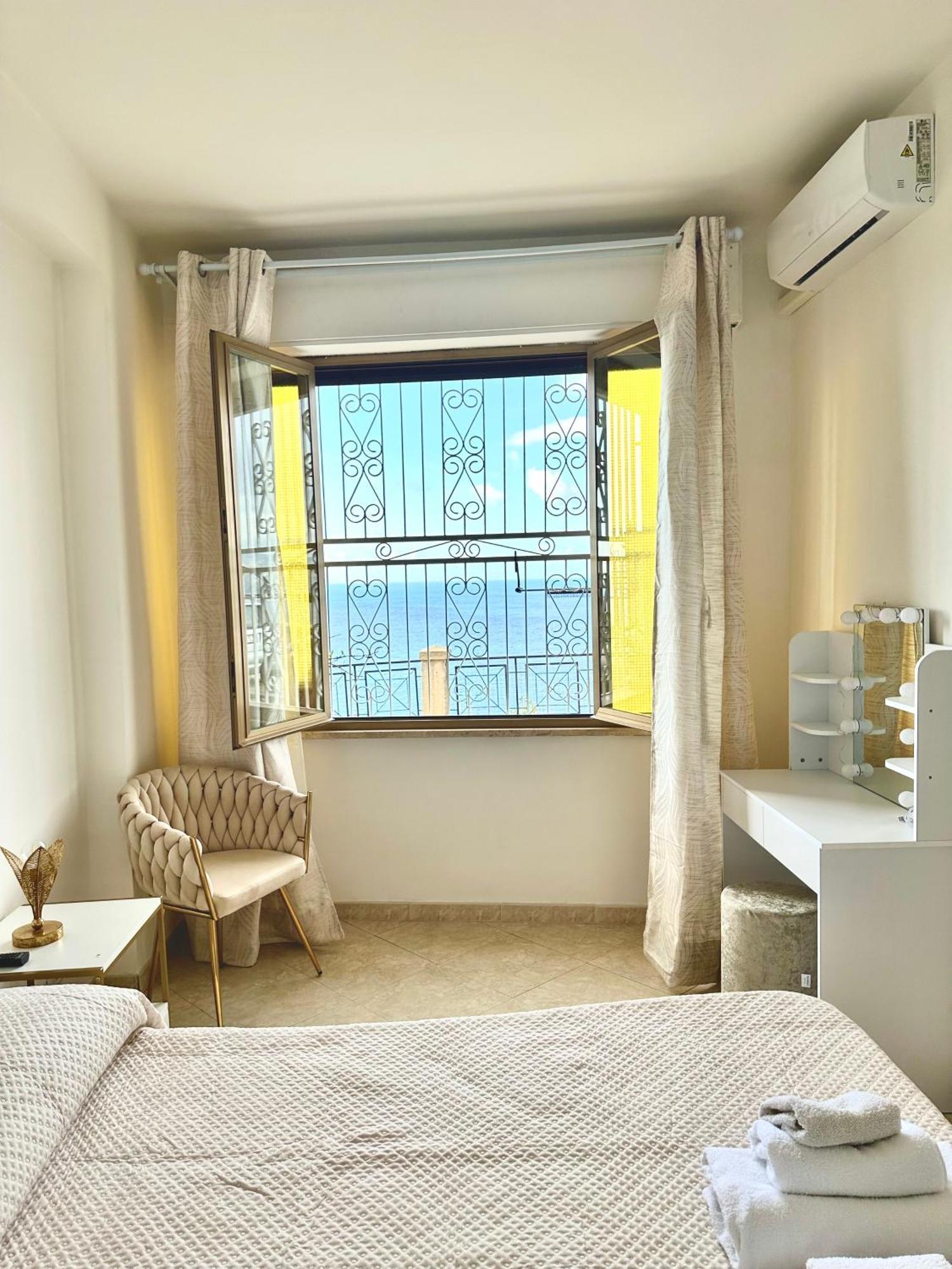 Maison 94 Scilla Bagian luar foto